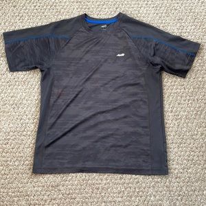 Men’s top - Size M